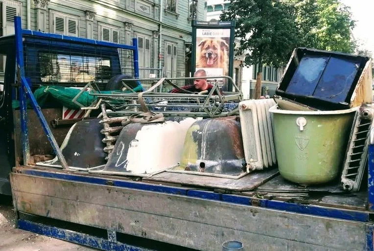 Вывоз старой сантехники в Перми от ПроМусор: быстро, недорого от 589 руб., утилизация и грузчики